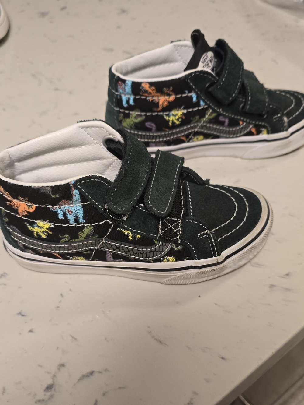 Vans Sk8-Mid Reissue V "Glow-In-The-Dark Dino" Kids shoes